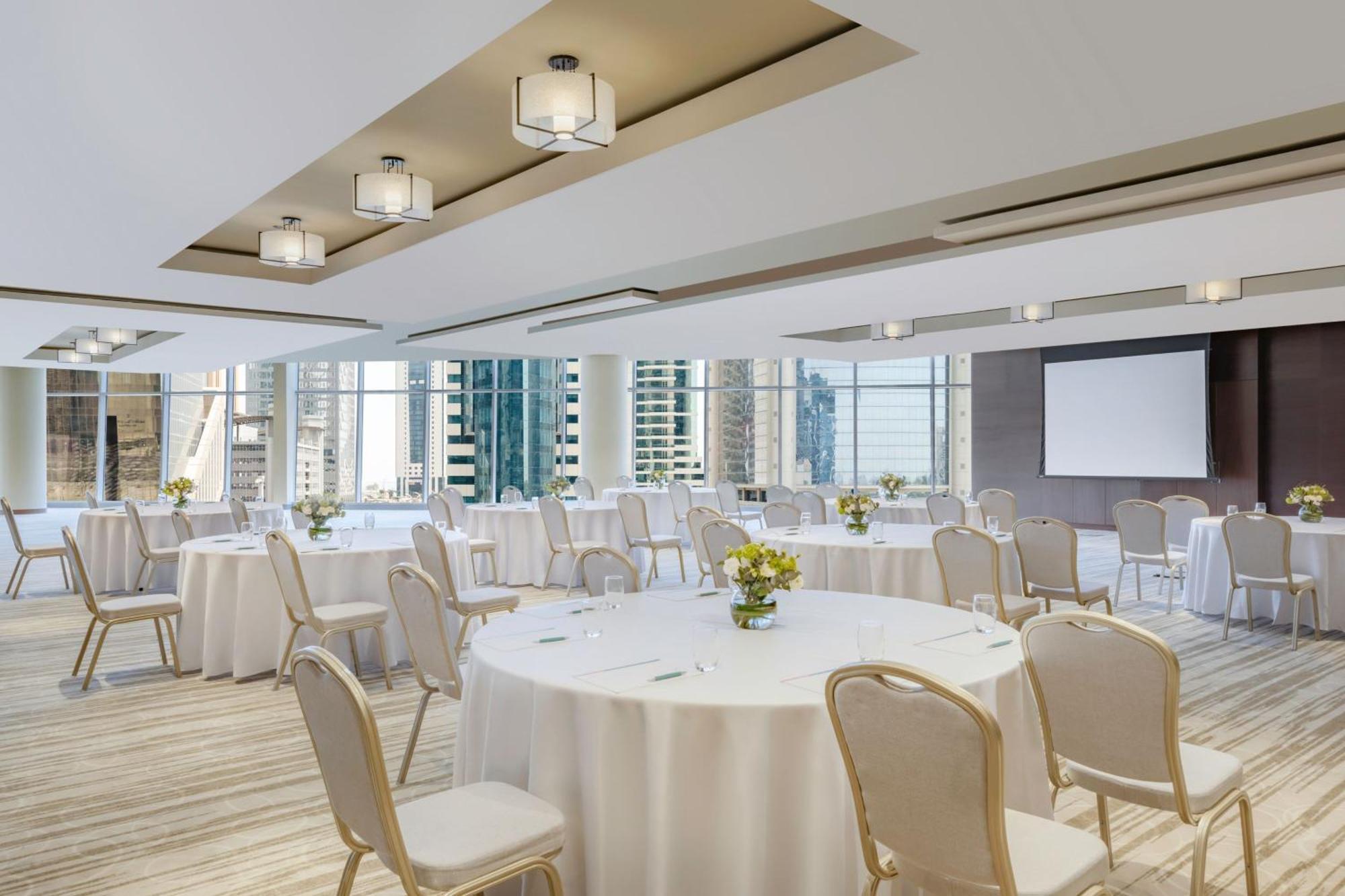 Le Meridien City Center Doha Dış mekan fotoğraf