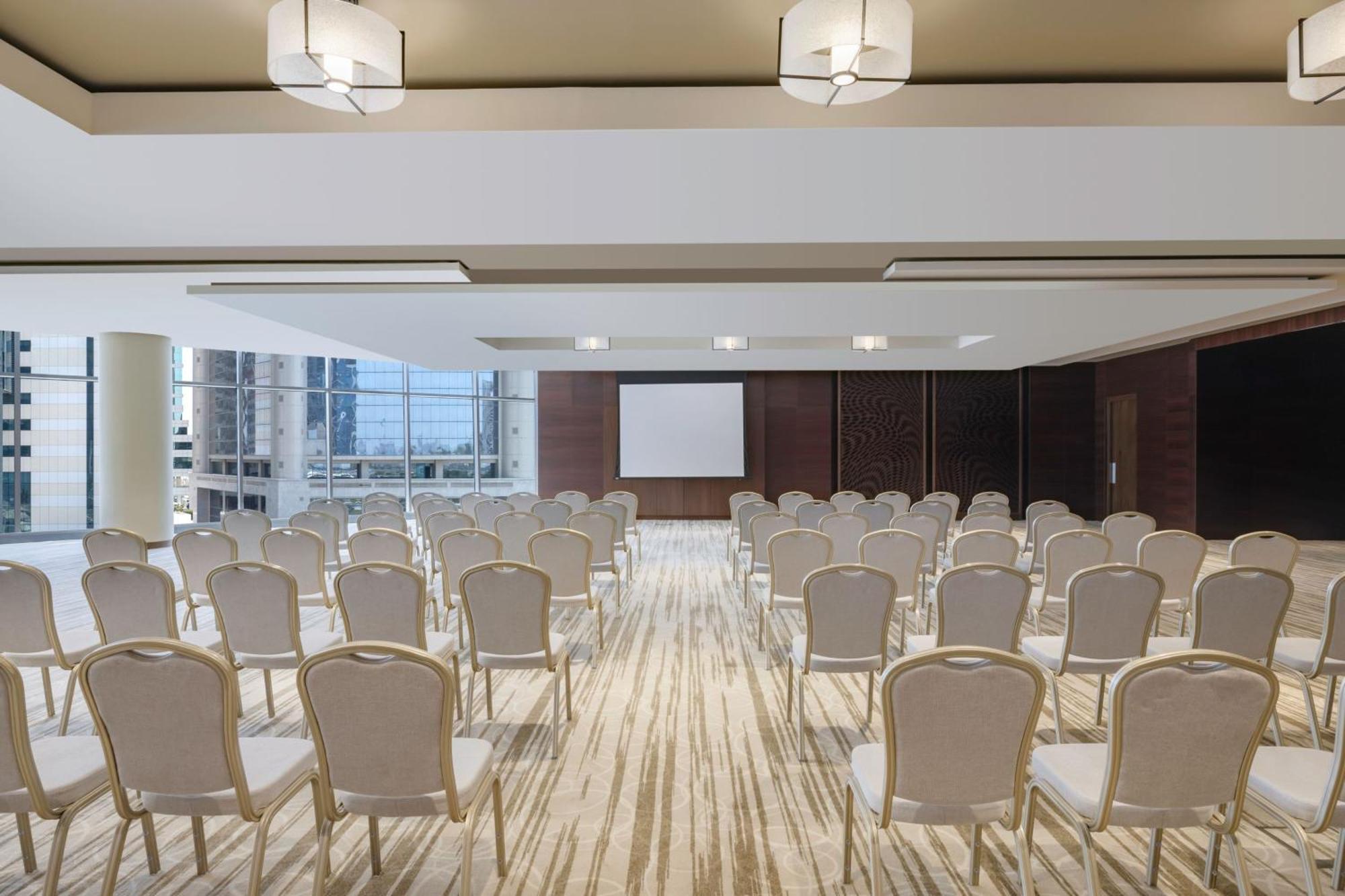 Le Meridien City Center Doha Dış mekan fotoğraf