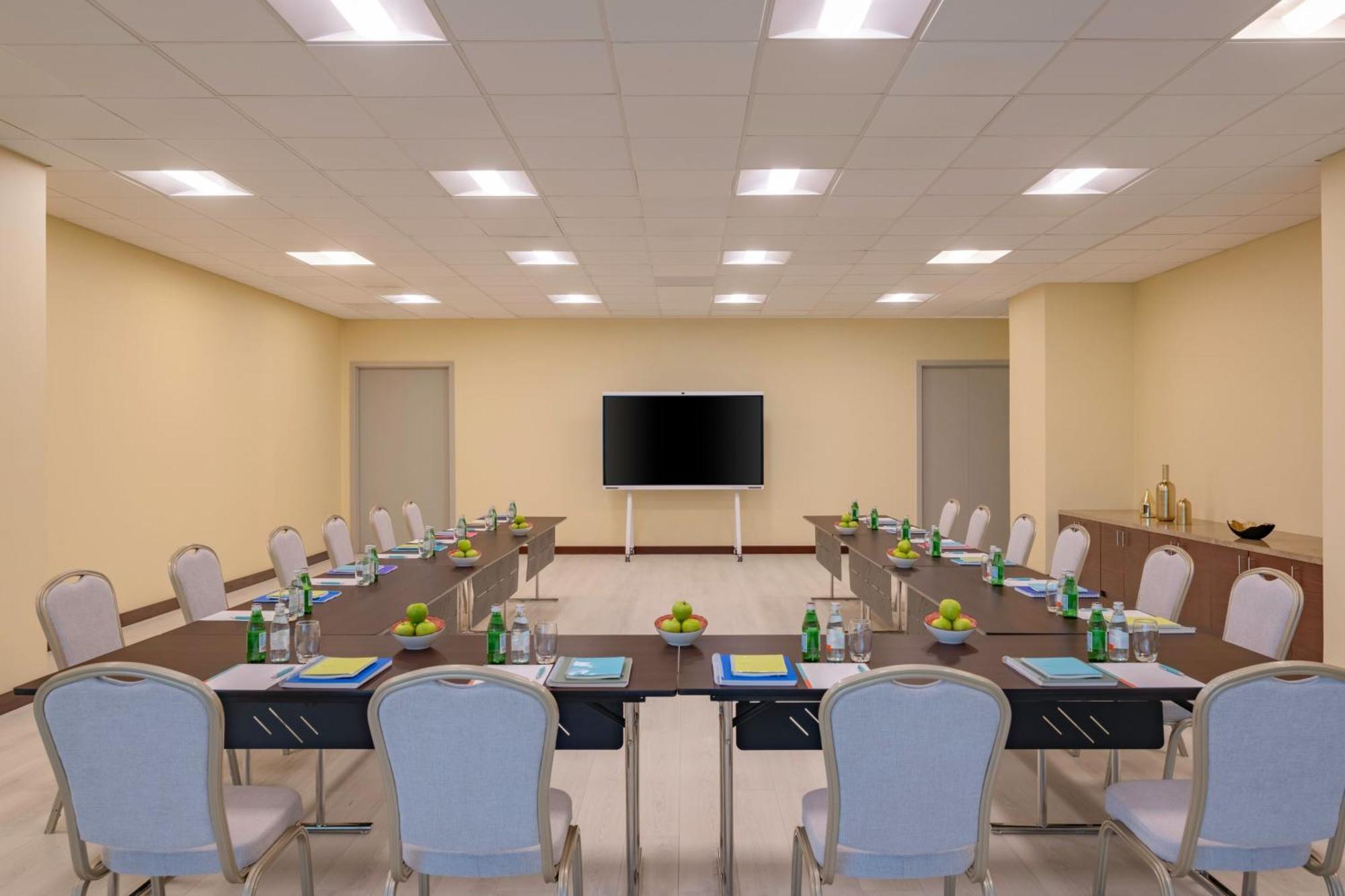 Le Meridien City Center Doha Dış mekan fotoğraf