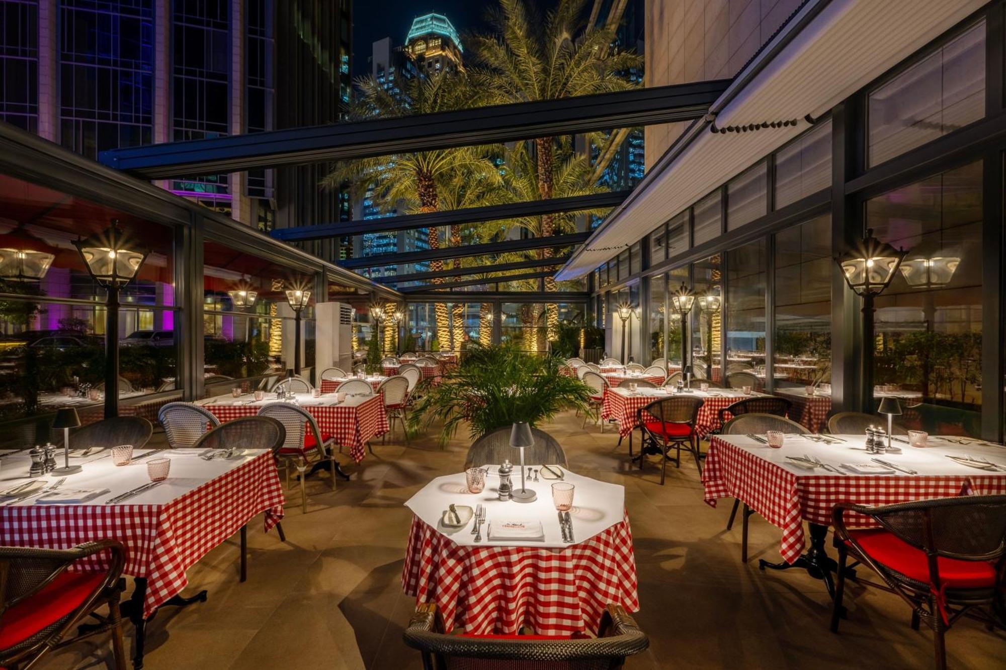 Le Meridien City Center Doha Dış mekan fotoğraf